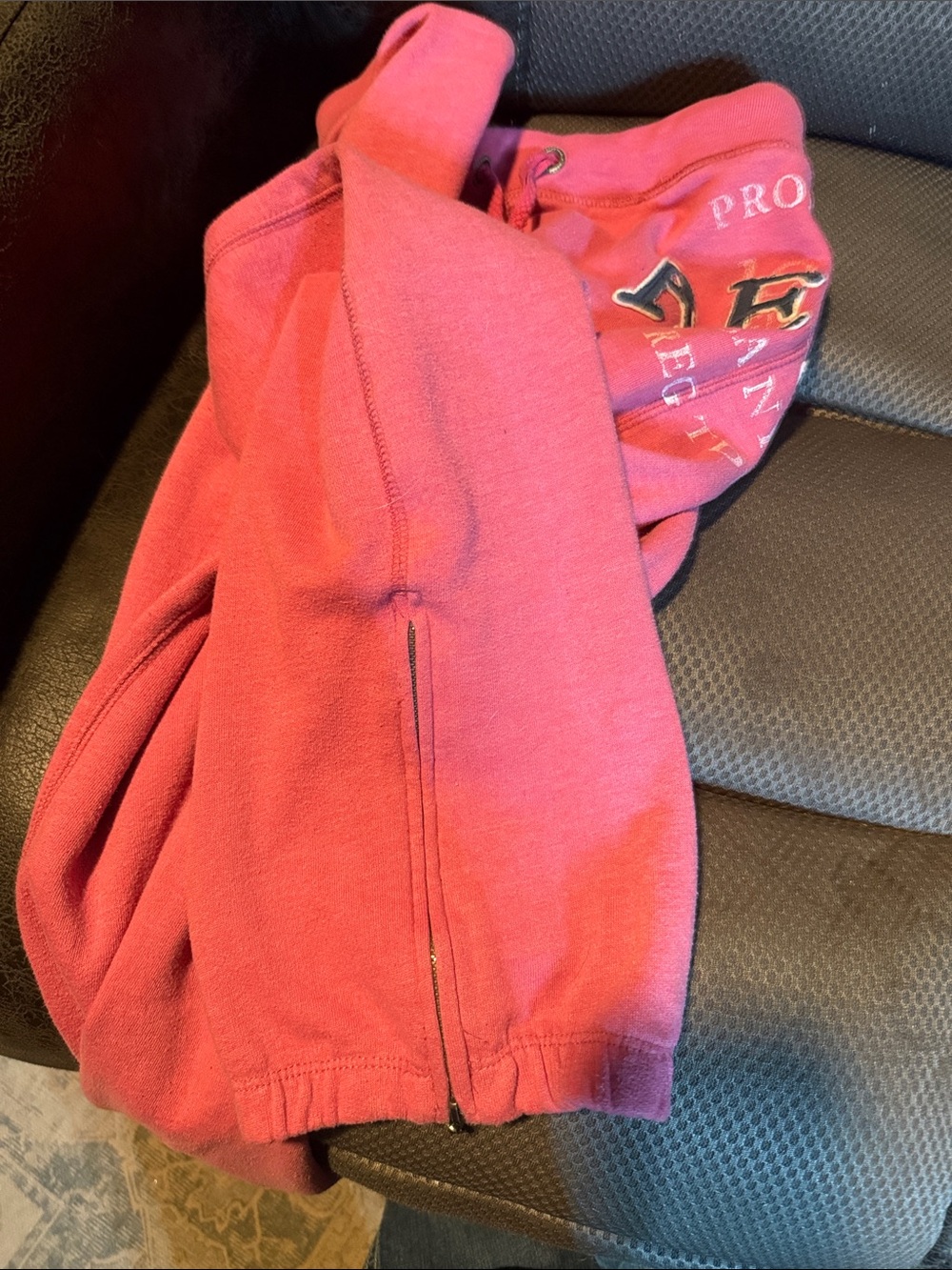 Aeropostale Bright Pink Girls' Jogger Sweatpants - Picture 4 of 4